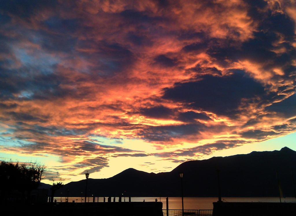 Hotel Del Pesce Luino Exteriér fotografie